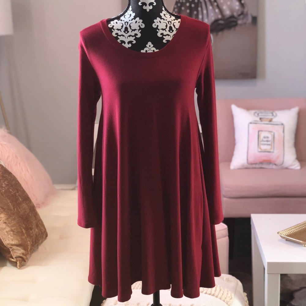 Red Shift Dress with Sleeves